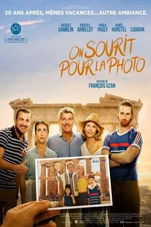 On Sourit Pour La Photo L'affiche du film On Sourit Pour La Photo