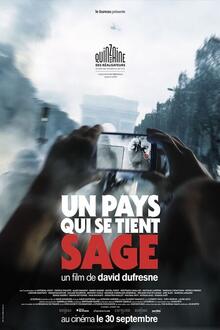 Un pays qui se tient sage L'affiche du film Un pays qui se tient sage